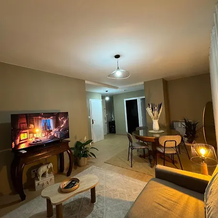 Confort & Chaleureux Proche Centre Appartement *